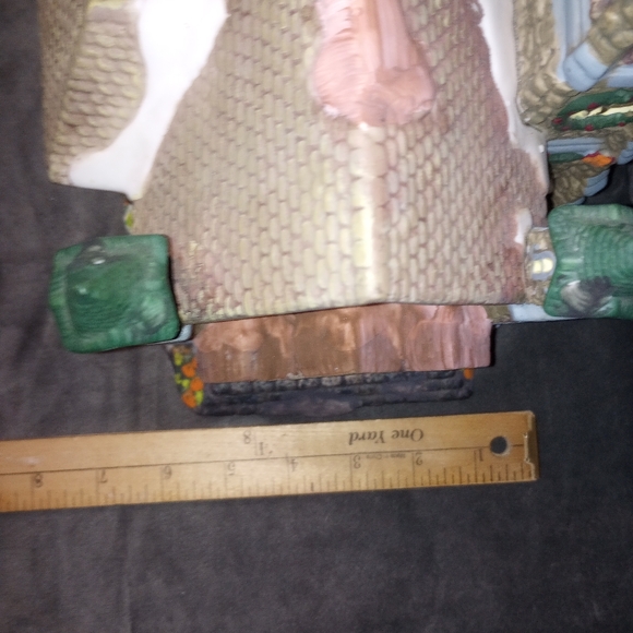 Vintage 2000 Santa's Workshop Collection Stoneybrook Church Christmas Village - Picture 10 of 13